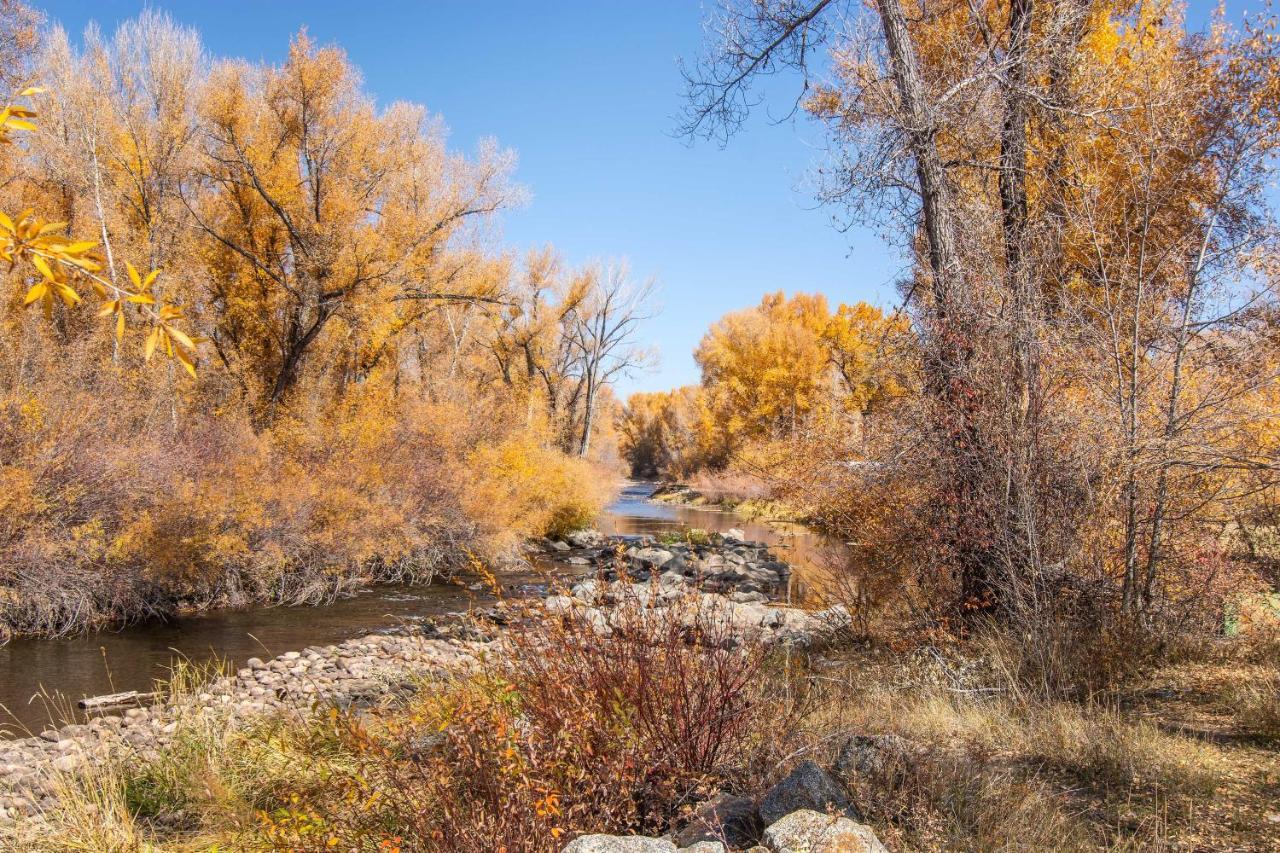 Riverfront Home With Bbq 2 Mi To Downtown Gunnison! Ngoại thất bức ảnh