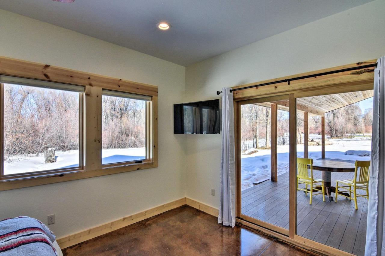 Riverfront Home With Bbq 2 Mi To Downtown Gunnison! Ngoại thất bức ảnh